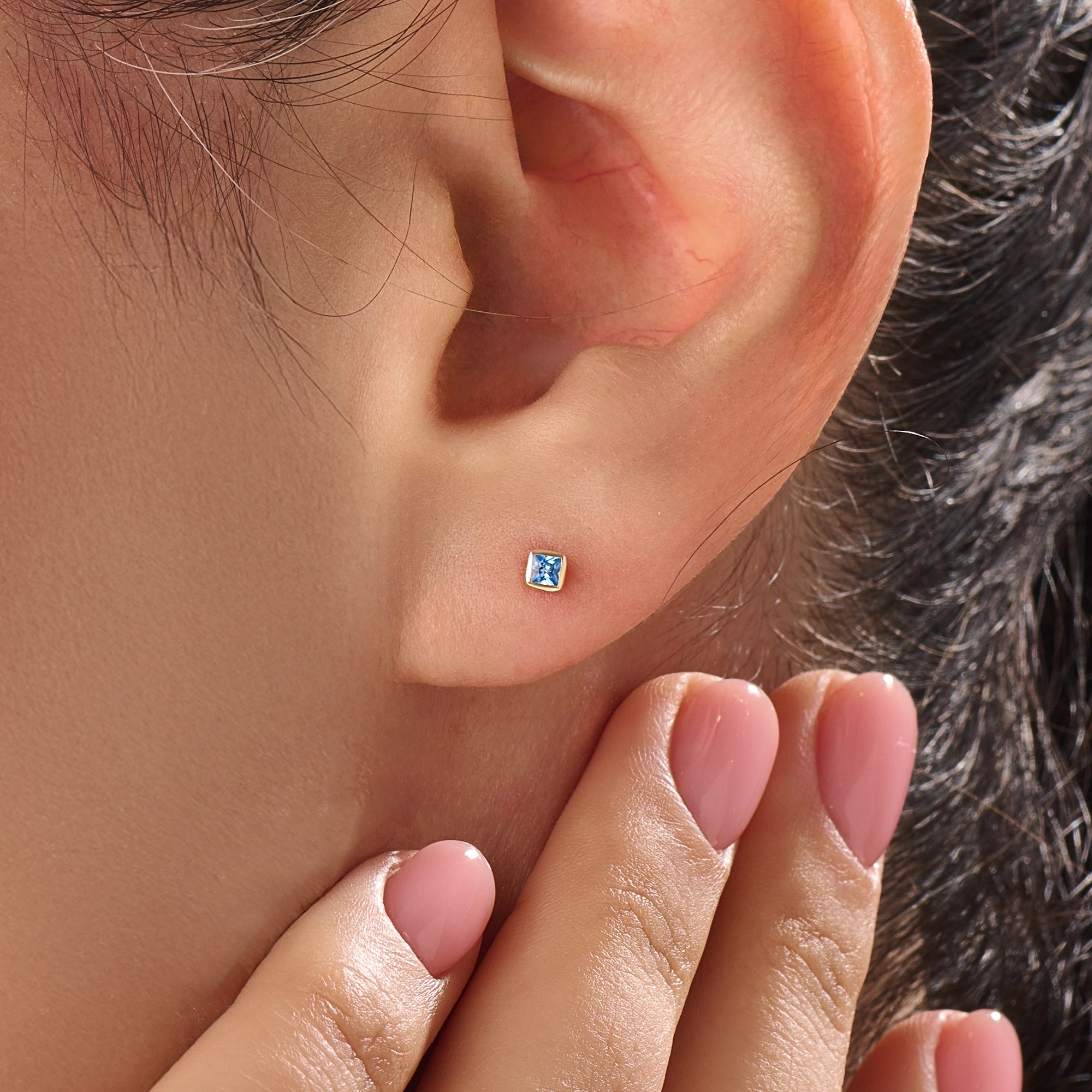 14 Ayar Vermeil Zarif Akuamarin Çivi Küpe